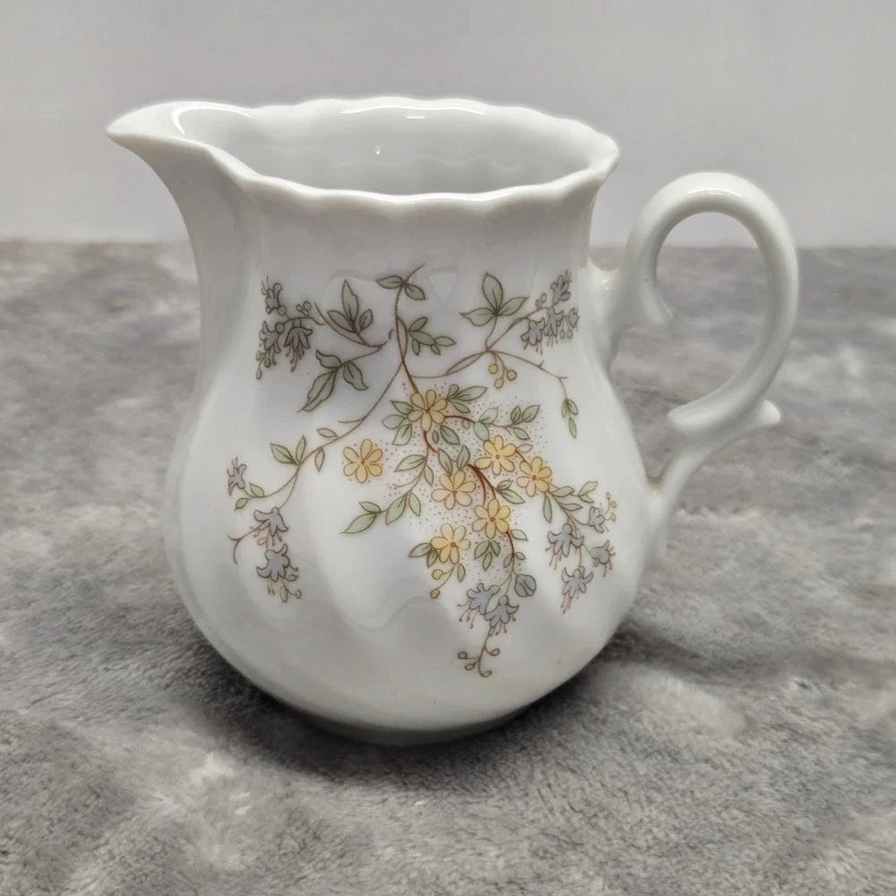 Vintage Schirnding Bavaria‎ Porcelain Floral Creamer Pitcher White Scalloped